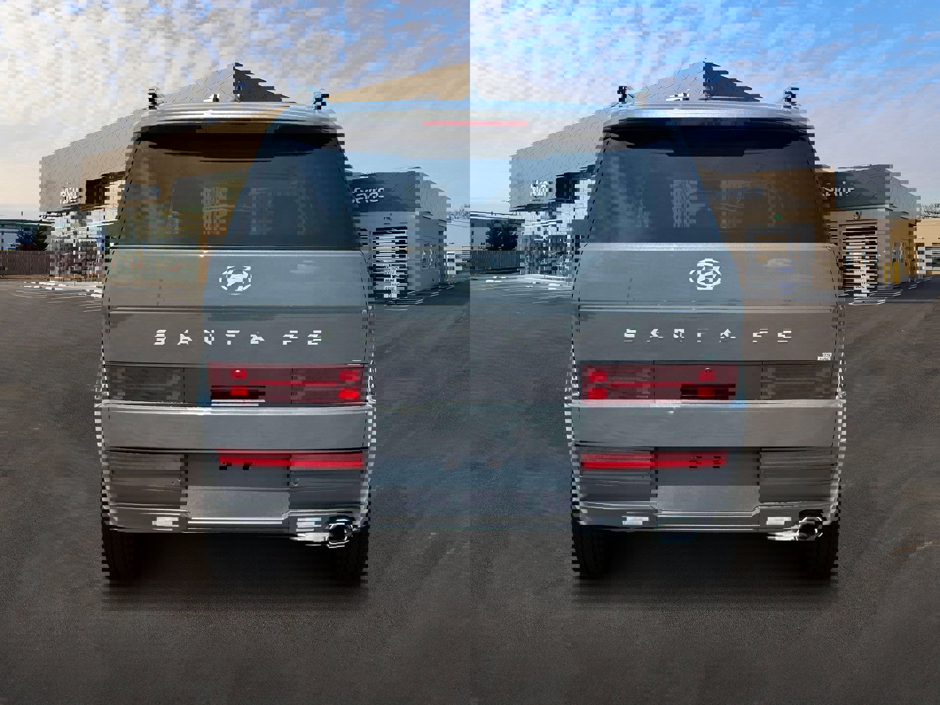 Used 2025 Hyundai Santa Fe SEL image 6