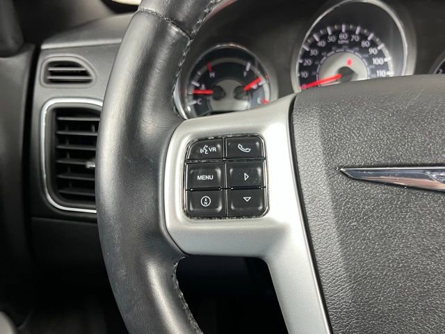 Used 2013 Chrysler 200 Limited image 11