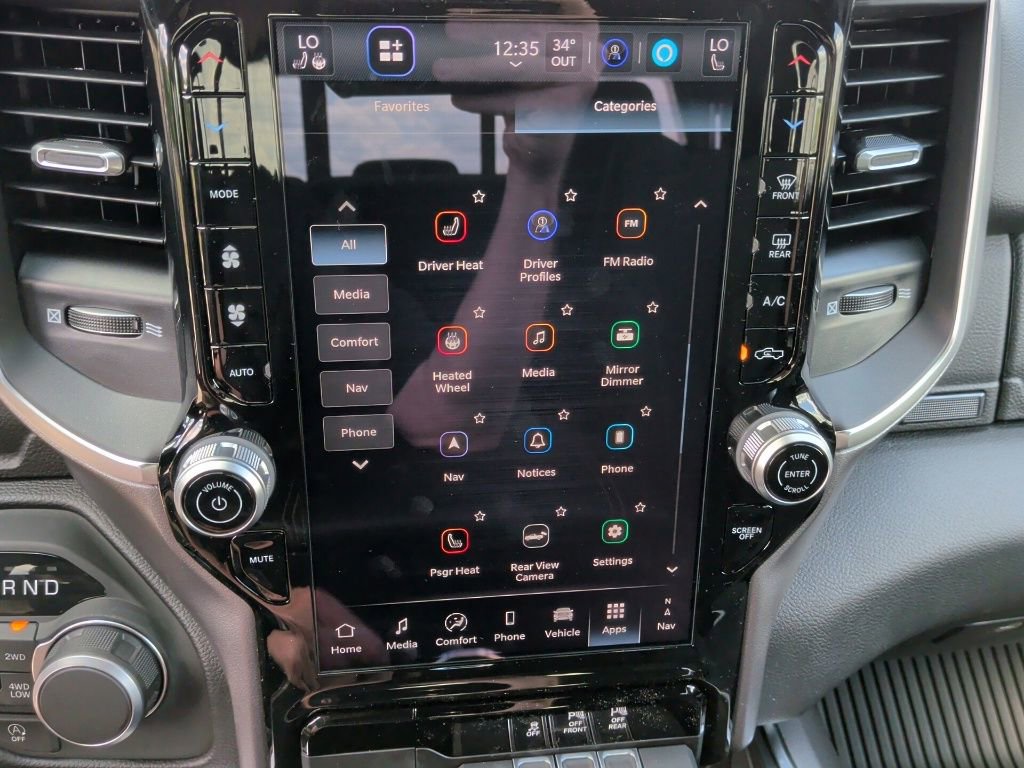 New 2026 RAM 1500 4x4 Crew Cab image 29