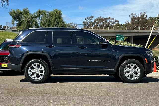 Used 2023 Jeep Grand Cherokee Limited image 4