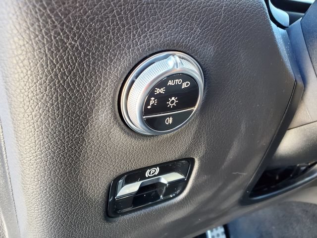 Used 2023 Mercedes-Benz GLC 300 4MATIC image 20