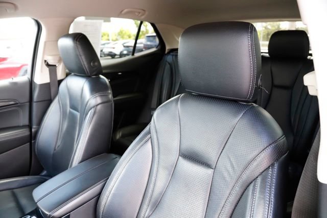 Used 2022 Buick Envision Preferred AWD/4WD image 14