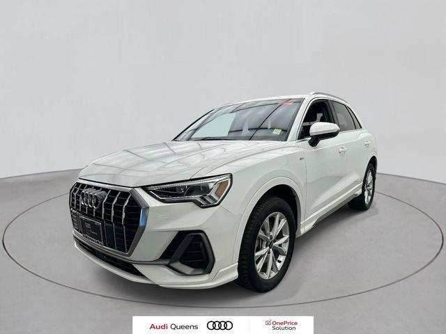 Used 2023 Audi Q3 2.0T Premium w/ Convenience Package AWD/4WD image 1