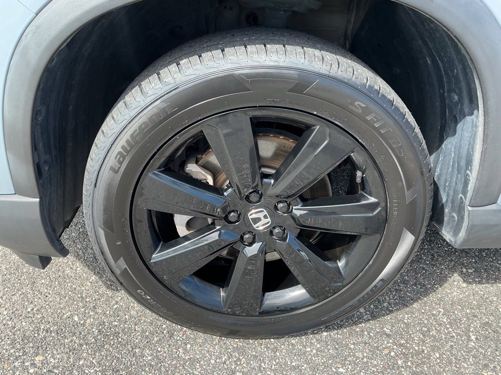 Certified 2025 Honda Pilot Black Edition image 28