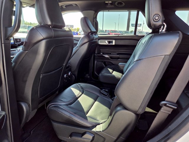Used 2020 Ford Explorer ST AWD/4WD image 6