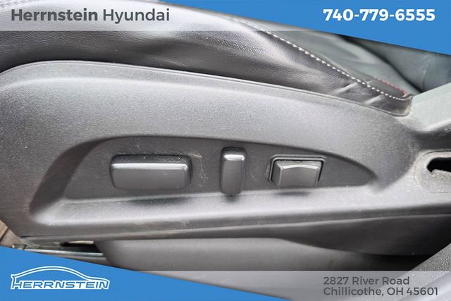 Used 2016 Chevrolet Equinox LTZ w/ Enhanced Convenience Package image 15