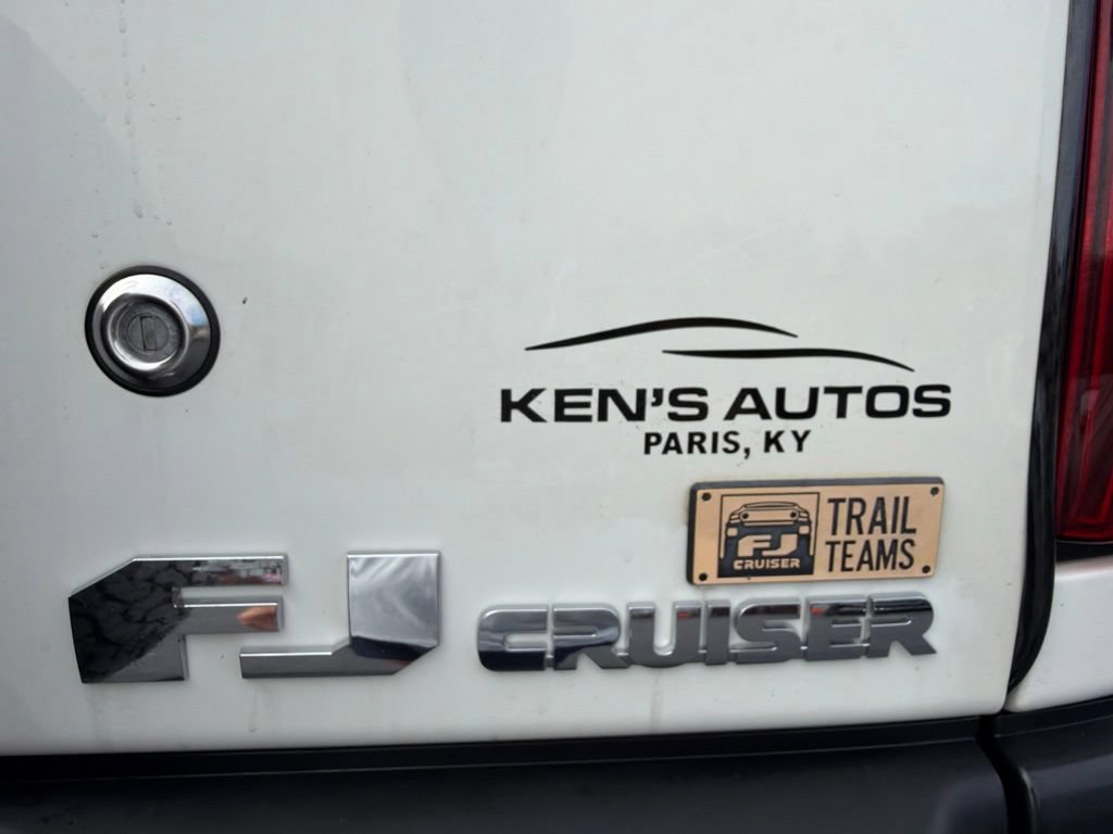 Used 2008 Toyota FJ Cruiser 4WD image 23