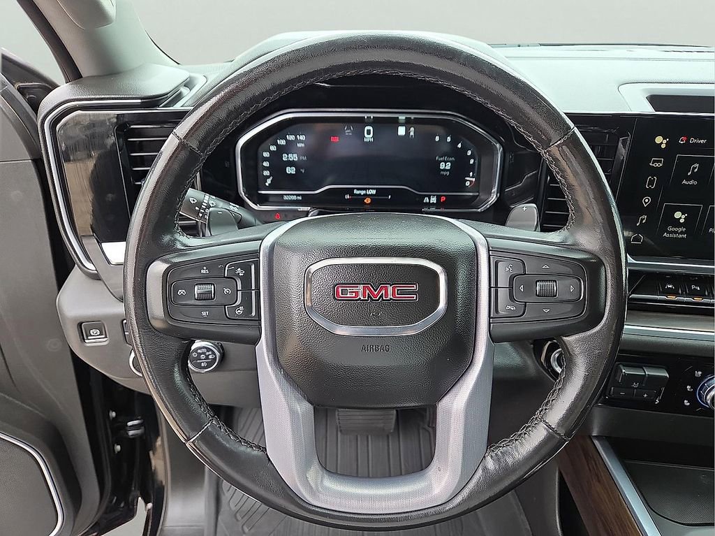 Used 2022 GMC Sierra 1500 SLT AWD/4WD image 16