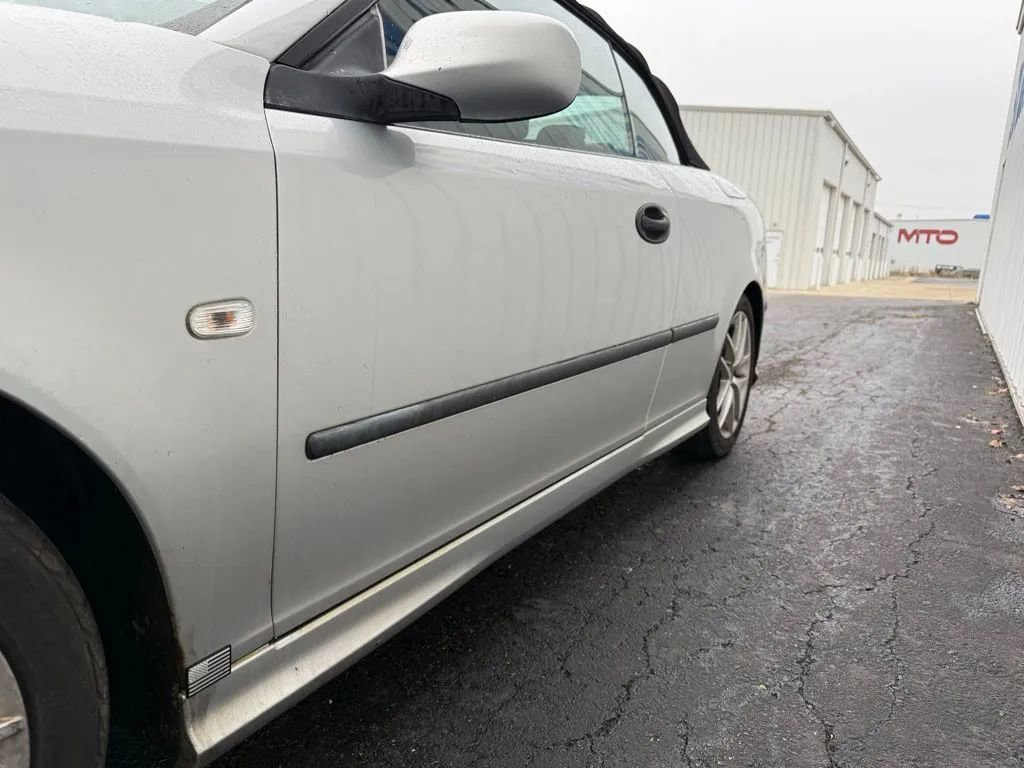 Used 2004 Saab 9-3 Aero image 4