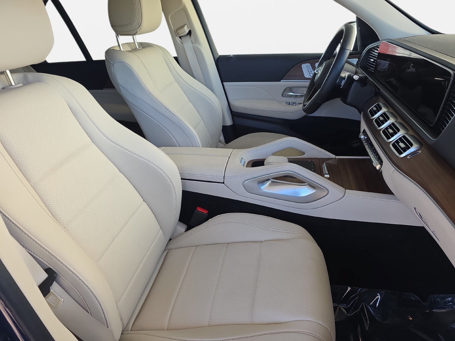 Used 2025 Mercedes-Benz GLE 450e 4MATIC image 8