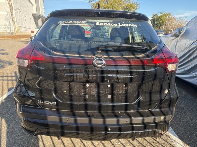 Used 2024 Nissan Kicks S image 8