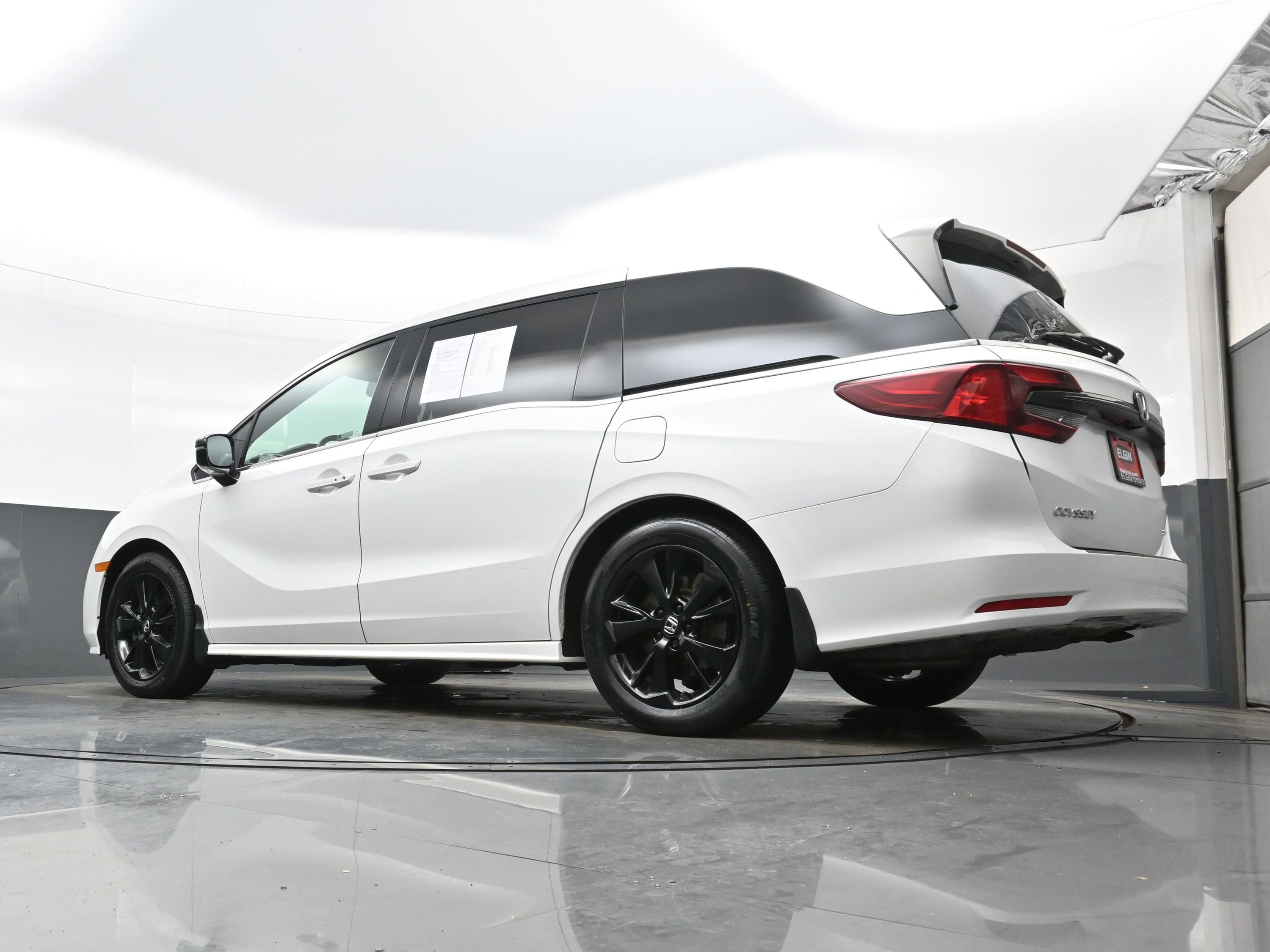 Used 2023 Honda Odyssey Sport image 31