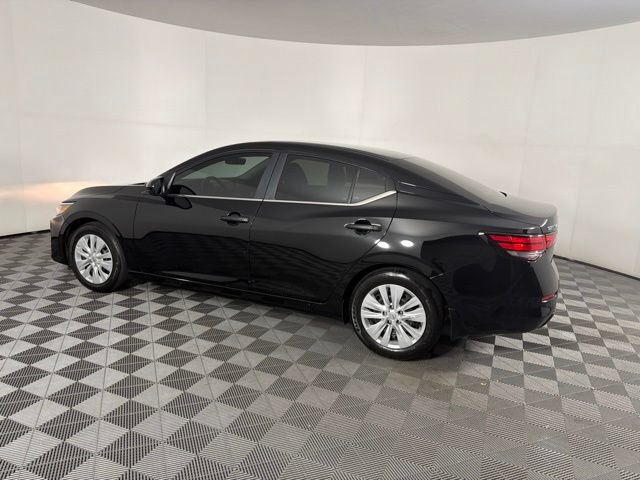 Used 2024 Nissan Sentra S FWD image 21