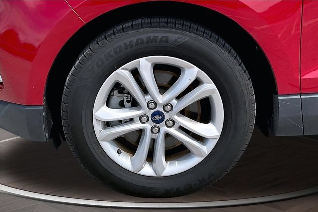 Used 2020 Ford Edge SEL w/ Convenience Package AWD/4WD image 9