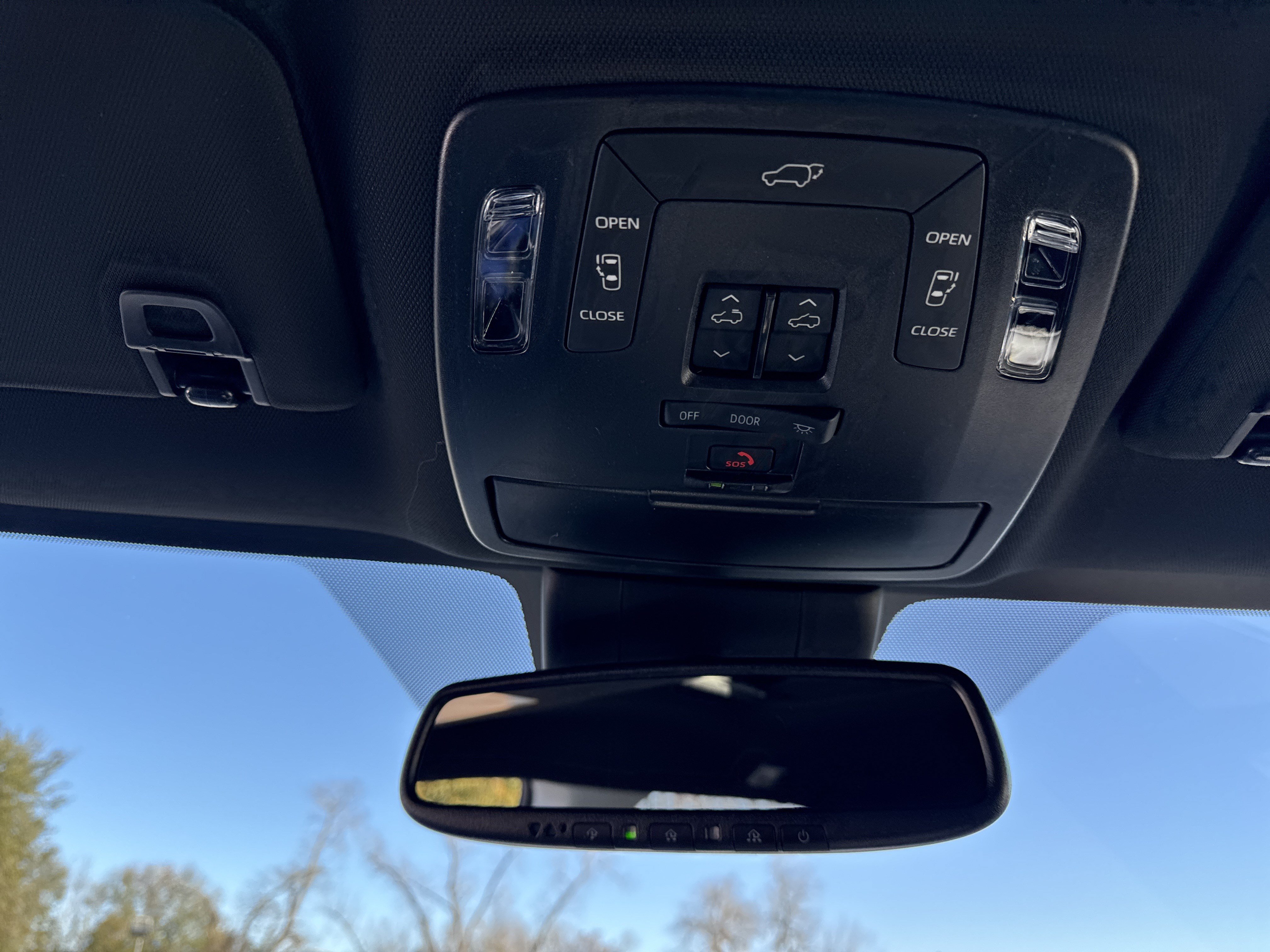 New 2026 Toyota Sienna XSE AWD/4WD image 22