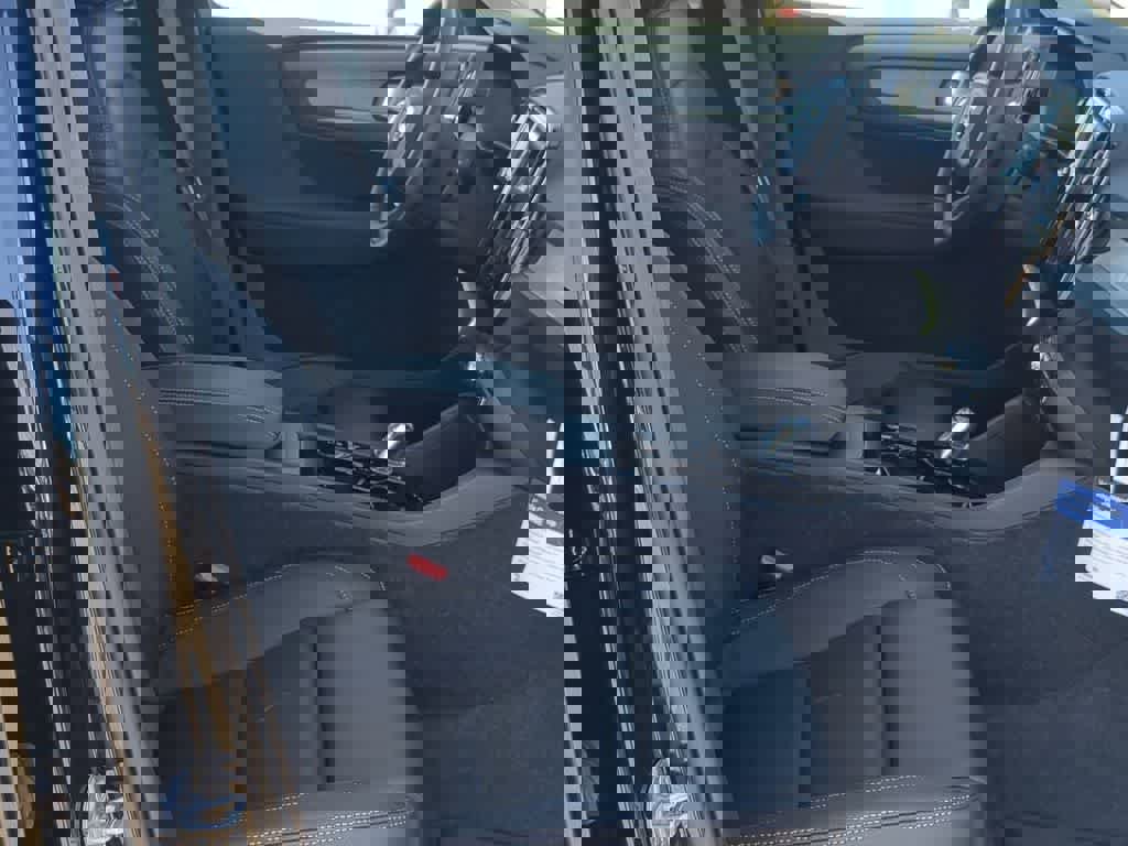 Used 2026 Volvo XC40 B5 Plus w/ Protection Package Premier image 20