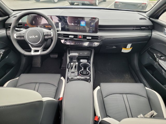 New 2027 Kia K5 GT-Line w/ GT-Line Premium Package FWD image 8
