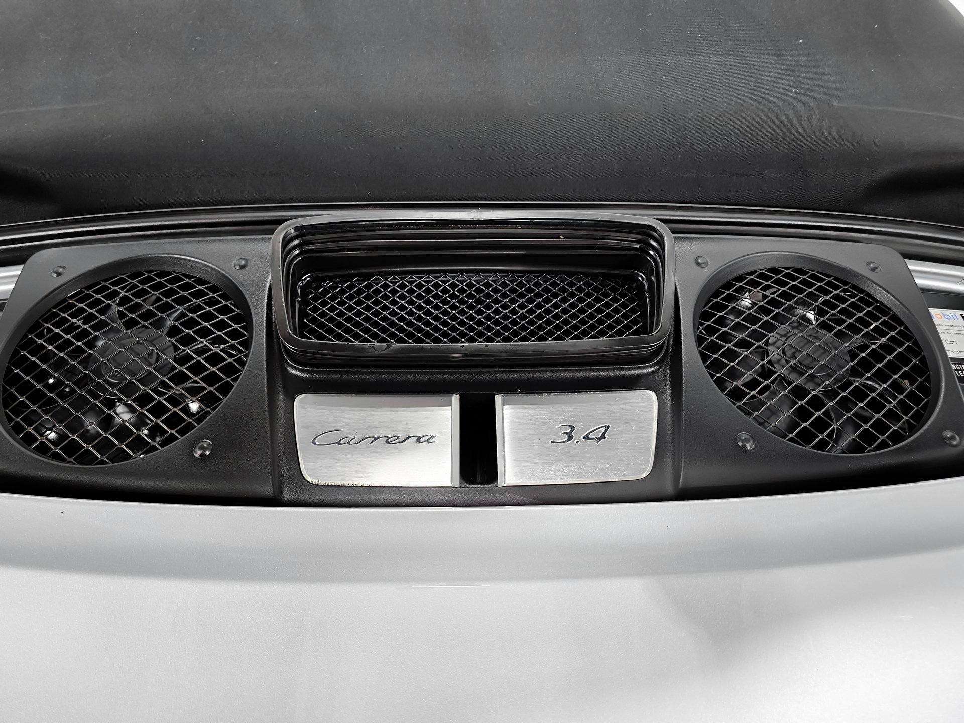 Used 2016 Porsche 911 Carrera image 5