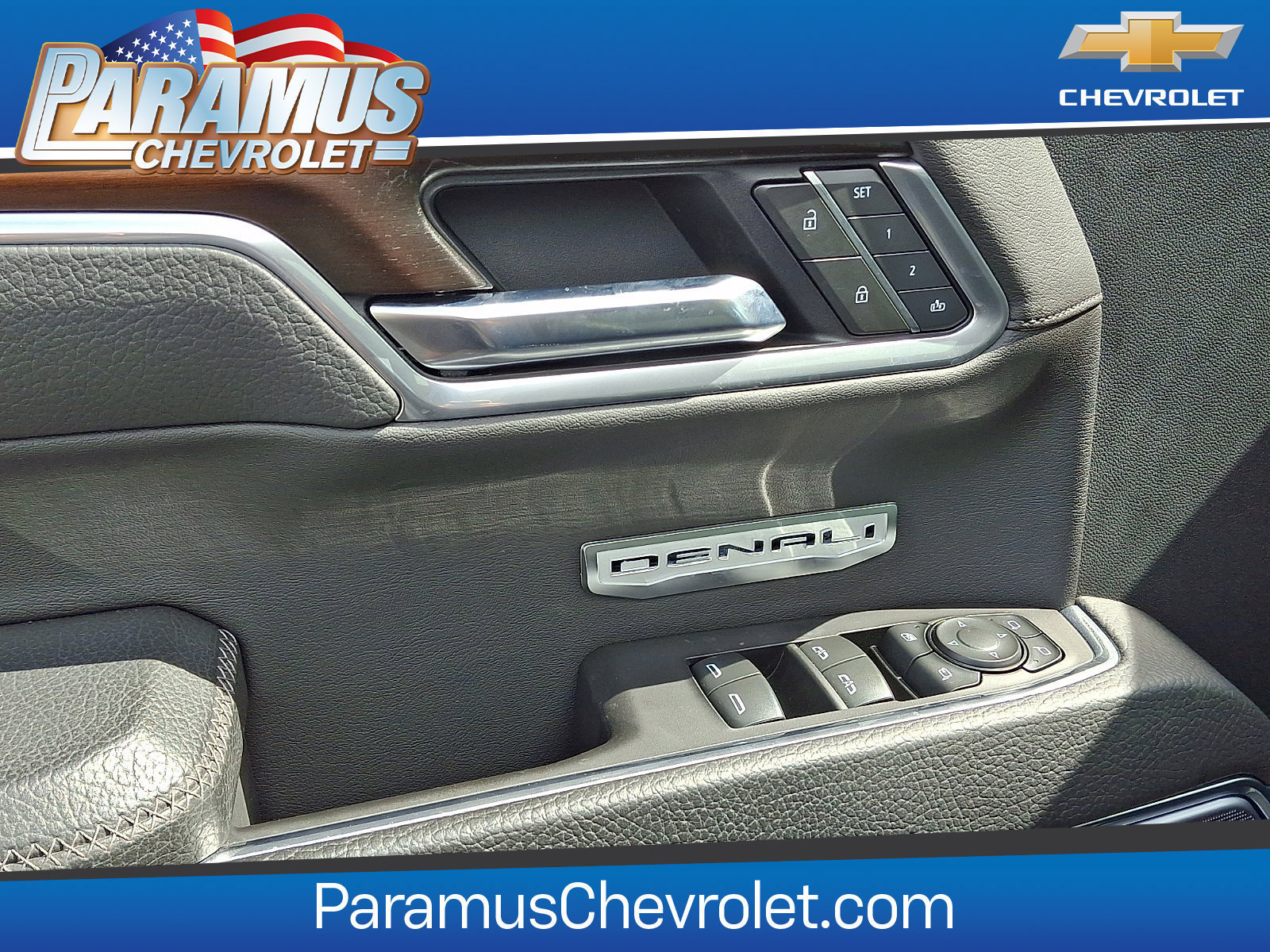Used 2025 GMC Sierra 1500 Denali AWD/4WD image 13