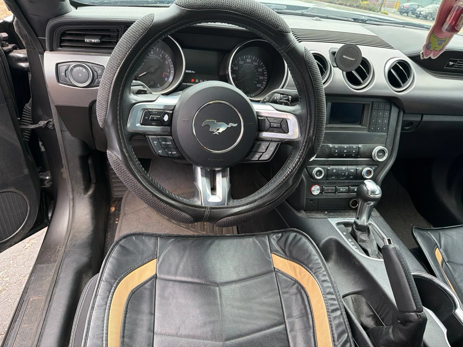 Used 2020 Ford Mustang GT RWD image 11