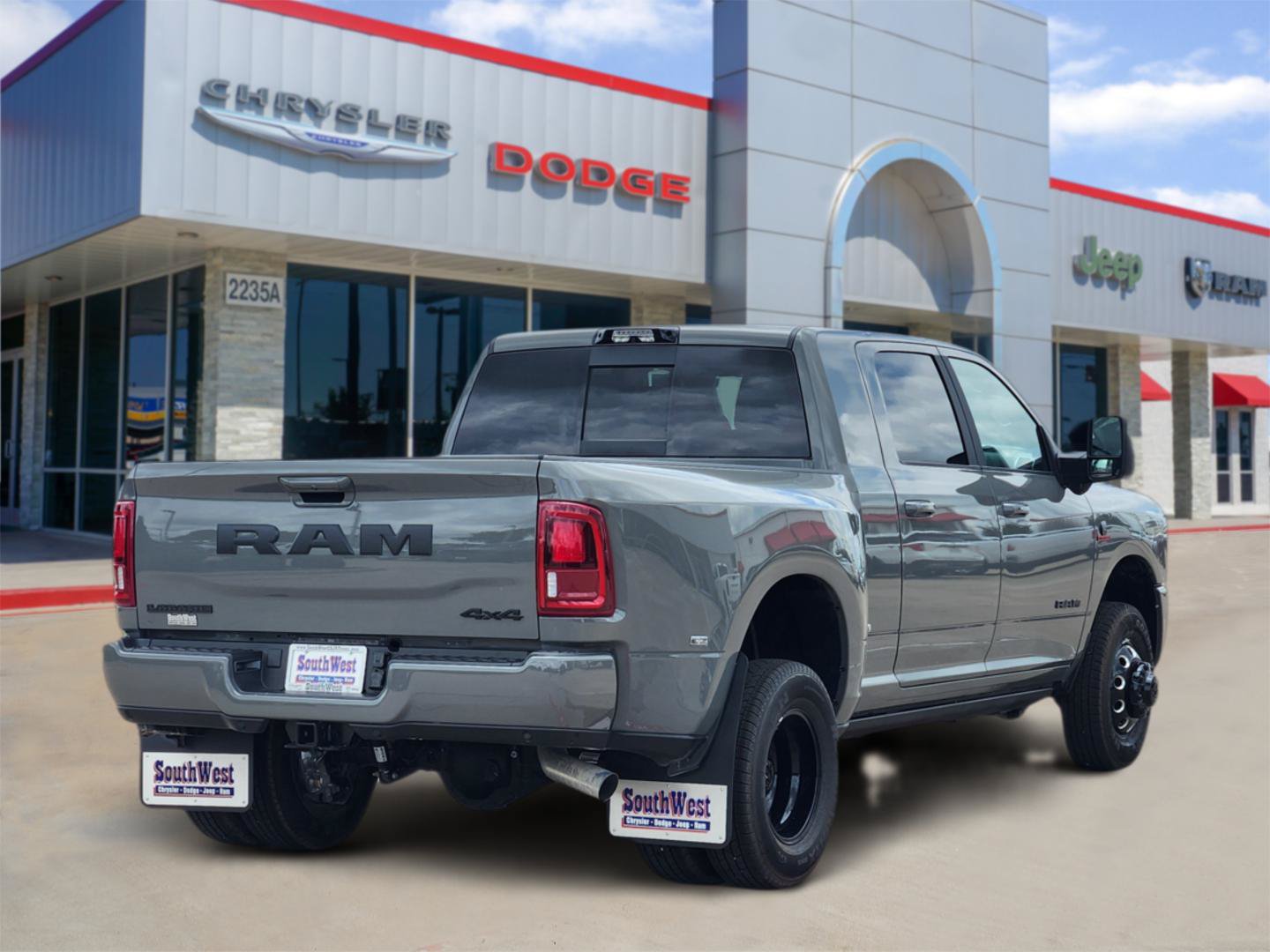 New 2026 RAM 3500 Laramie AWD/4WD image 5