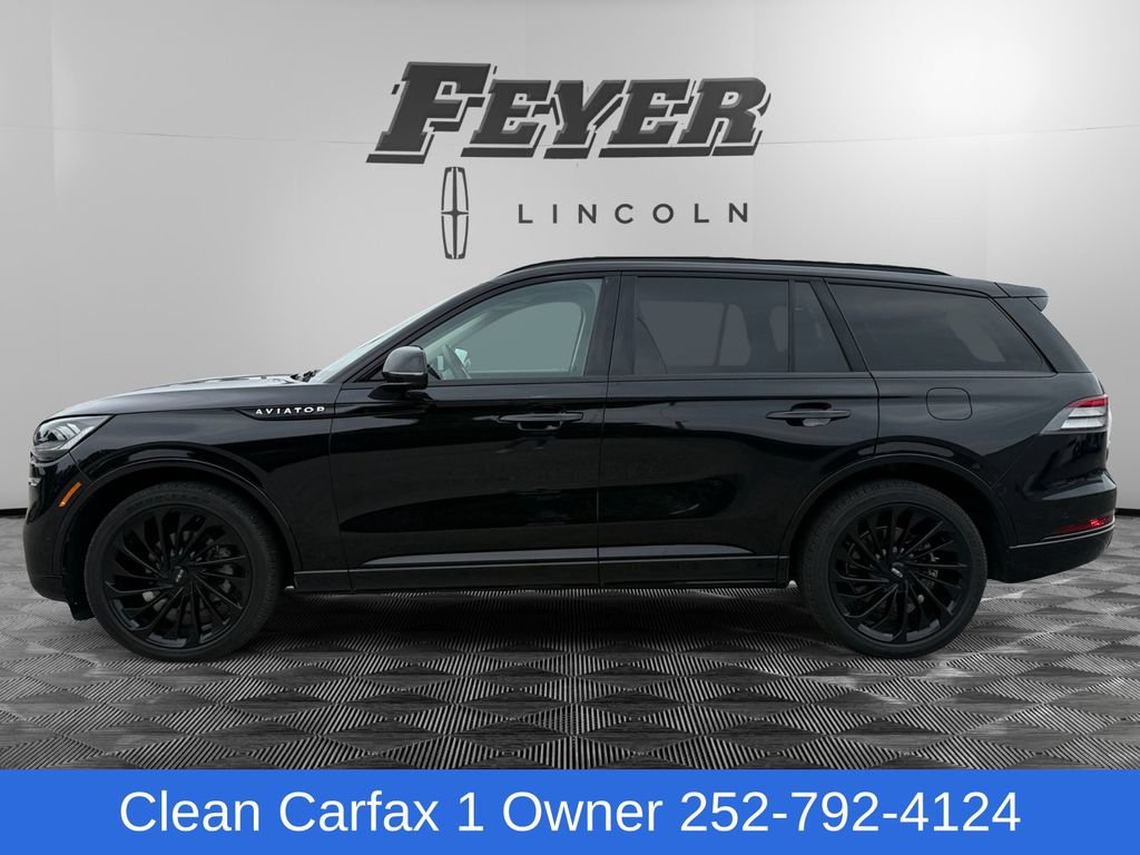 Used 2023 Lincoln Aviator Reserve w/ Equipment Group 201A AWD/4WD image 2