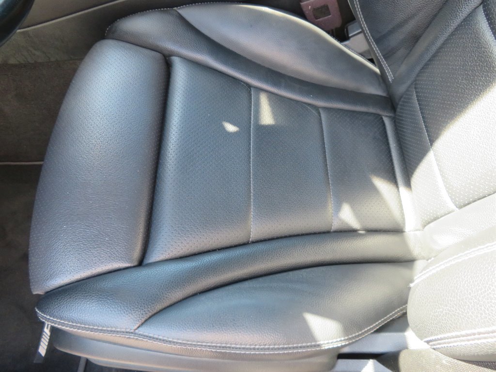 Used 2021 Mercedes-Benz GLC 300 image 13