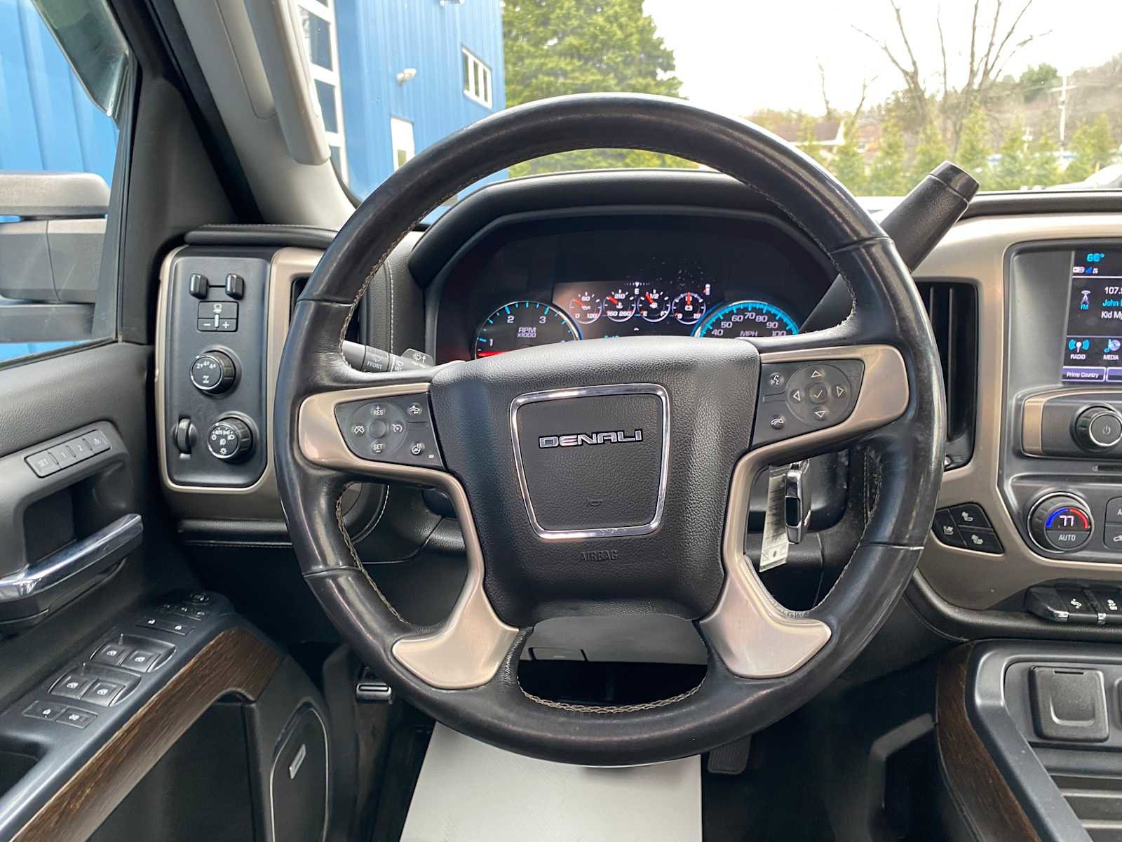 Used 2017 GMC Sierra 3500 Denali w/ Duramax Plus Package image 15