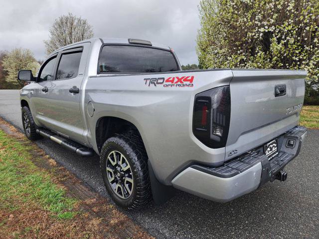 Used 2018 Toyota Tundra SR5 w/ TRD Off Road Package image 8