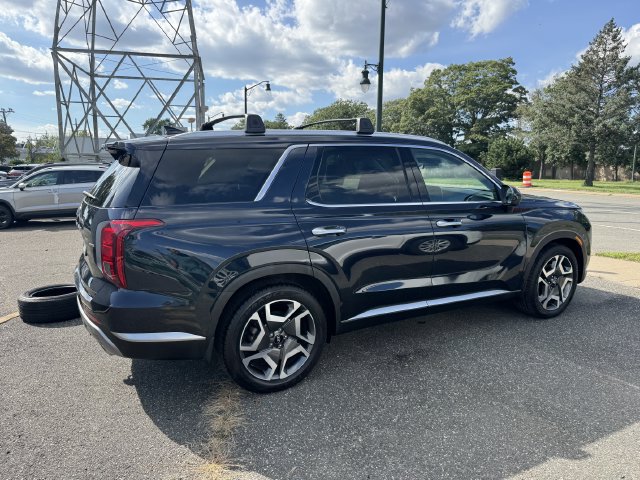 Used 2024 Hyundai Palisade SEL w/ Premium Package AWD/4WD image 4
