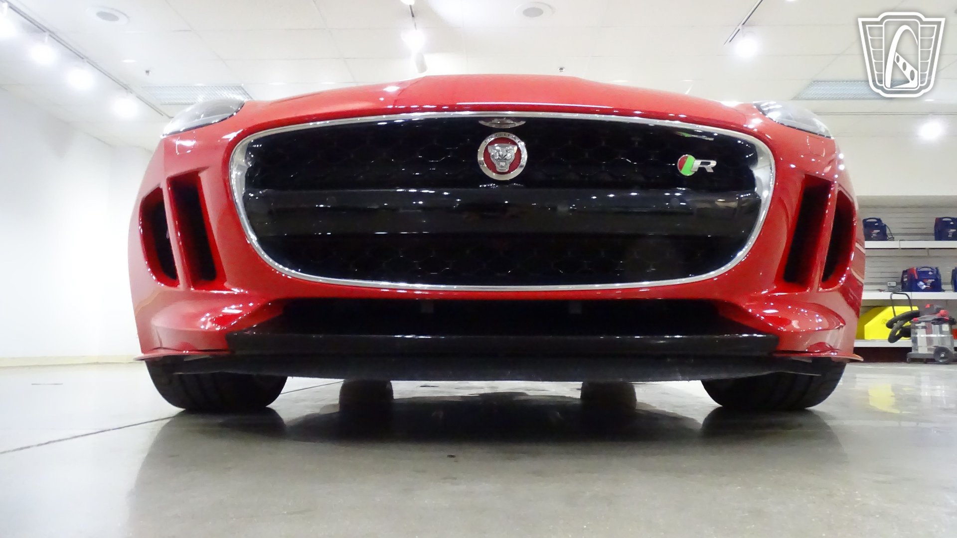 Used 2016 Jaguar F-TYPE R AWD/4WD image 25