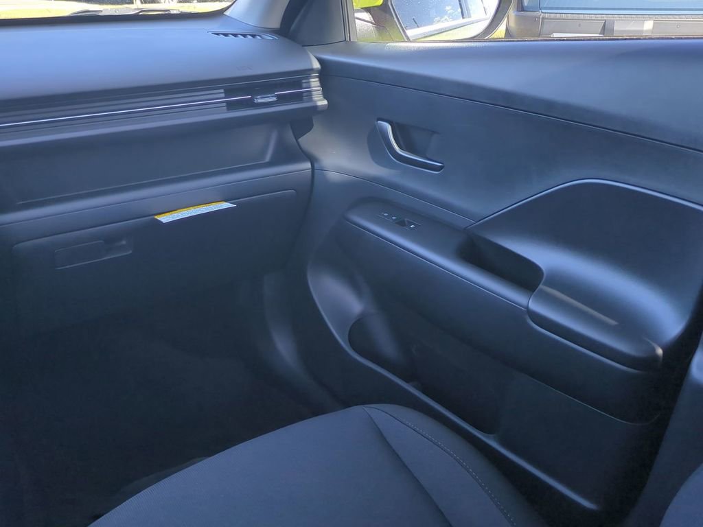 New 2026 Hyundai Kona SE image 19