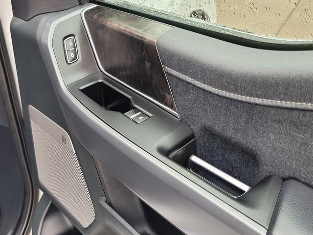 Used 2021 Ford F150 Lariat w/ Max Trailer Tow Package image 12