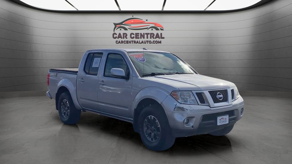 Used 2017 Nissan Frontier PRO-4X image 7