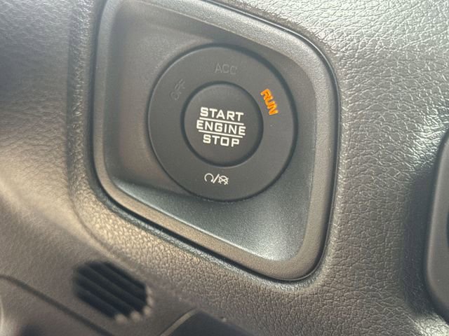 Used 2024 Jeep Wrangler Unlimited Sport AWD/4WD image 18