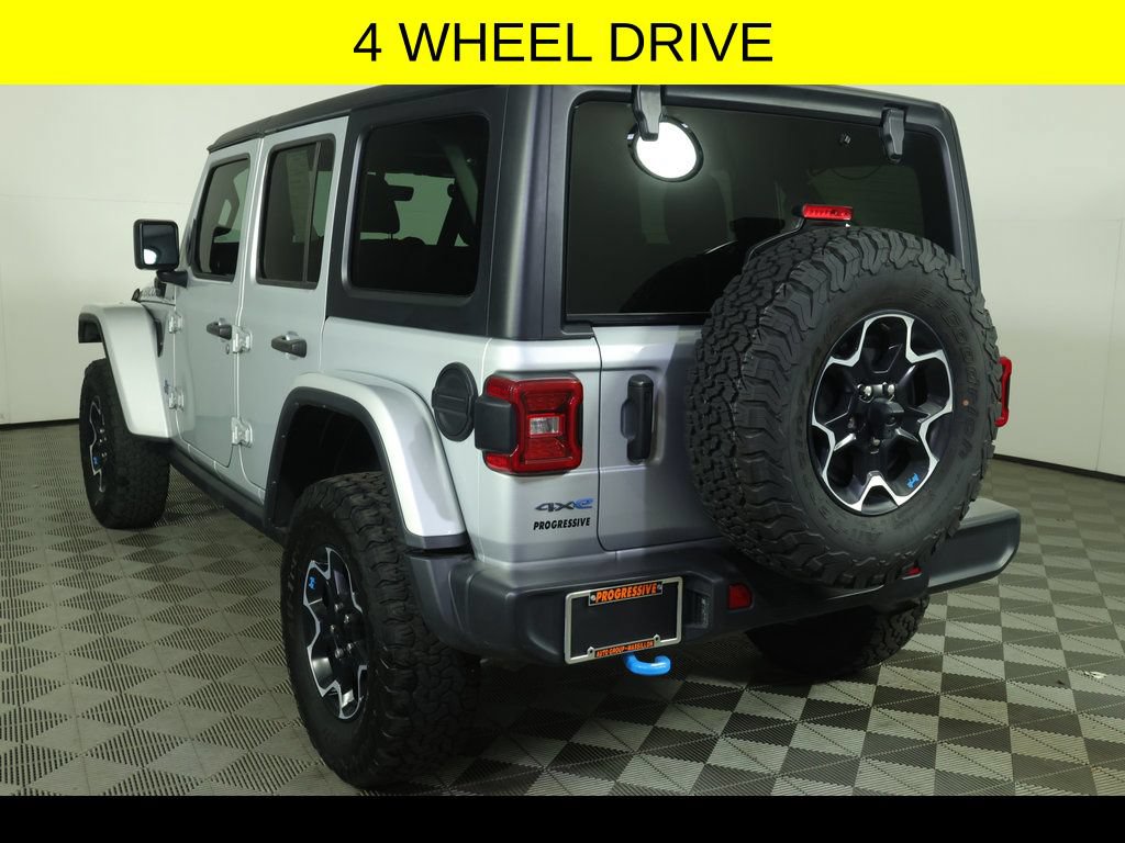 Used 2022 Jeep Wrangler Unlimited Rubicon 4xe w/ Cold Weather Group AWD/4WD image 5