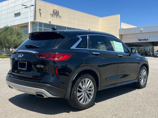 Certified 2024 INFINITI QX50 Luxe FWD image 4