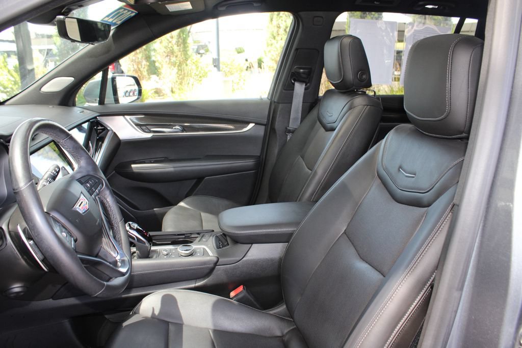Used 2022 Cadillac XT6 Sport AWD/4WD image 7