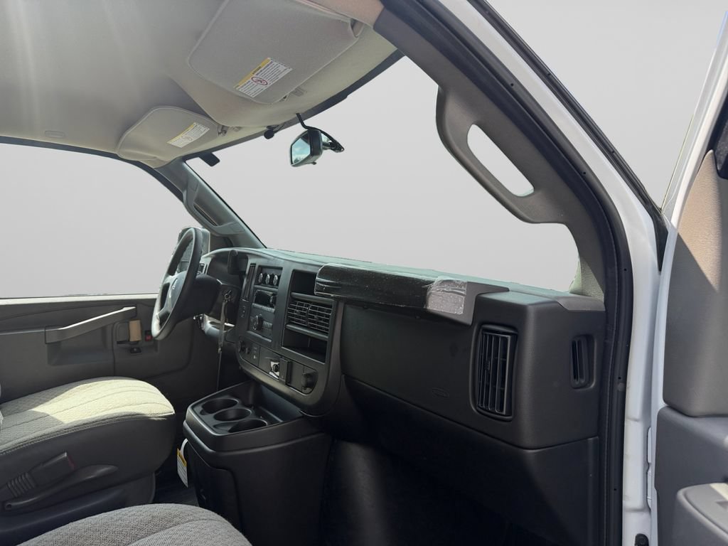 New 2026 GMC Savana 2500 w/ Driver Convenience Package RWD image 14