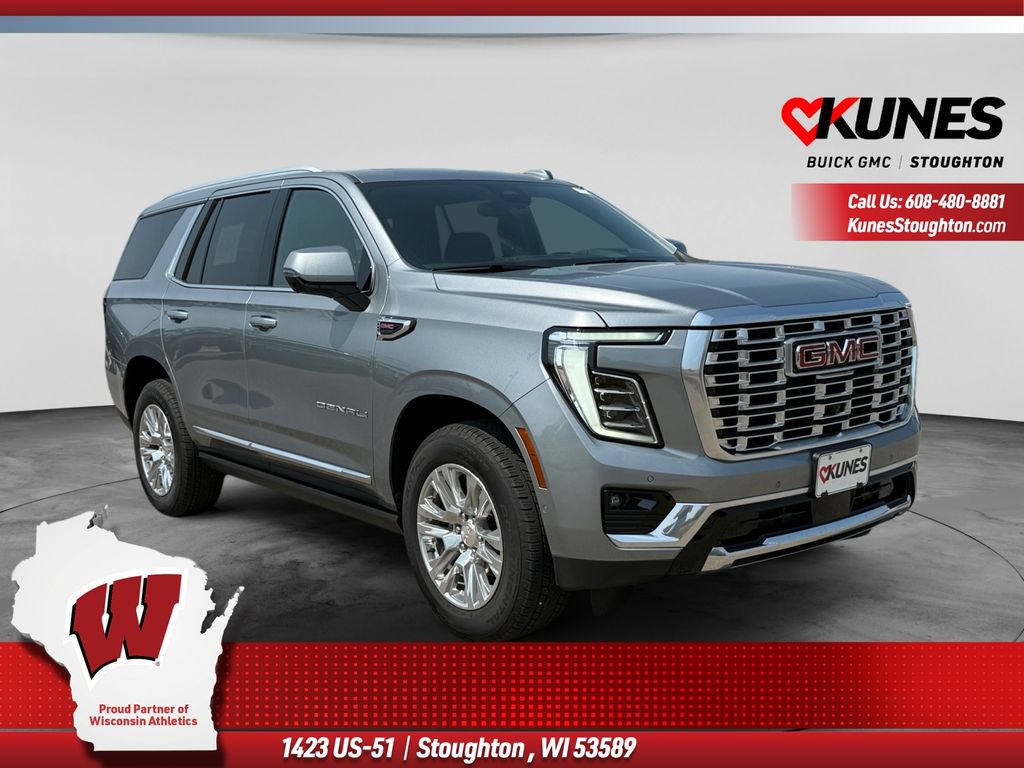 Used 2025 GMC Yukon Denali w/ Sun & Power Step Package