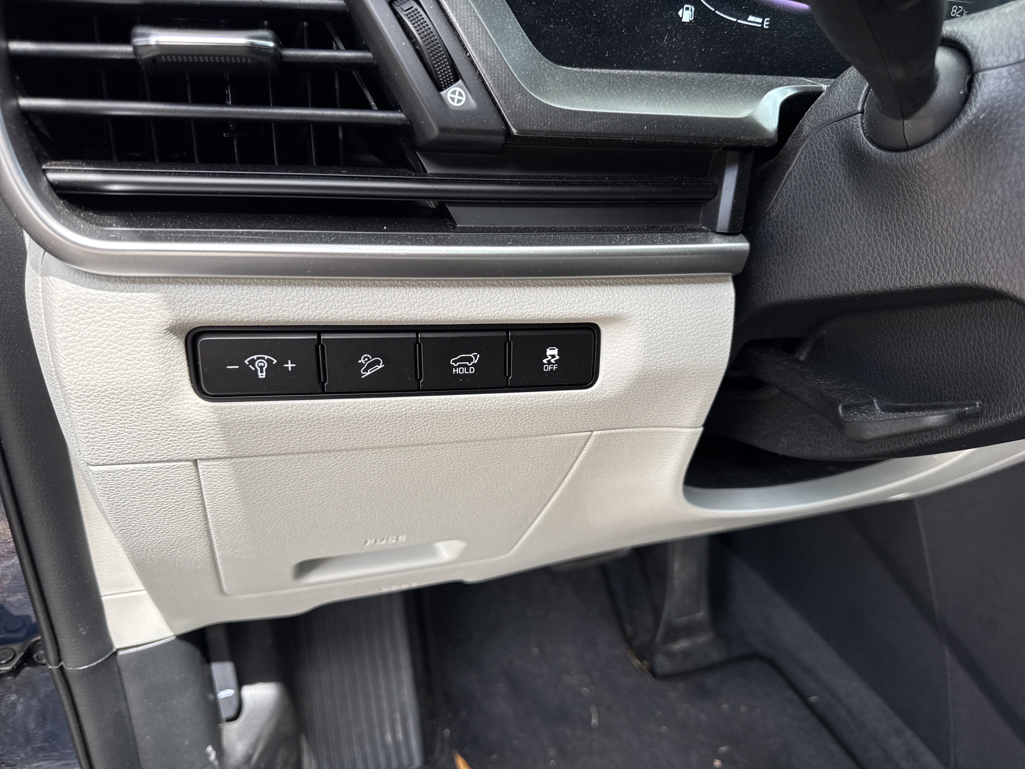 Used 2025 Kia Telluride S image 44