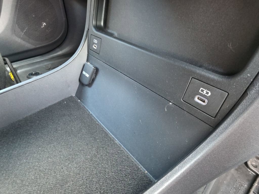 Used 2023 Subaru Solterra AWD image 44