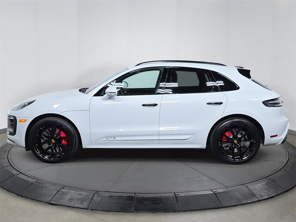 Used 2025 Porsche Macan GTS image 2