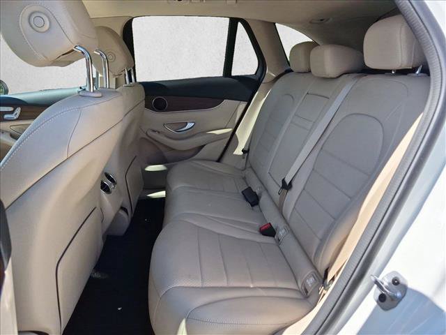 Used 2022 Mercedes-Benz GLC 300 image 18