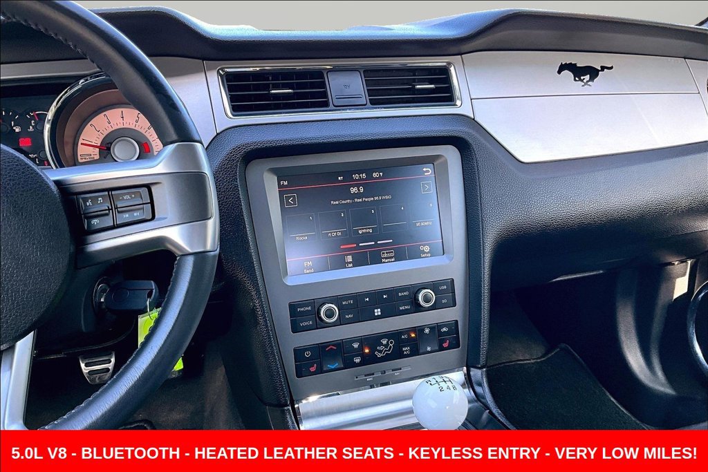 Used 2012 Ford Mustang GT Premium w/ Electronics Pkg RWD image 9