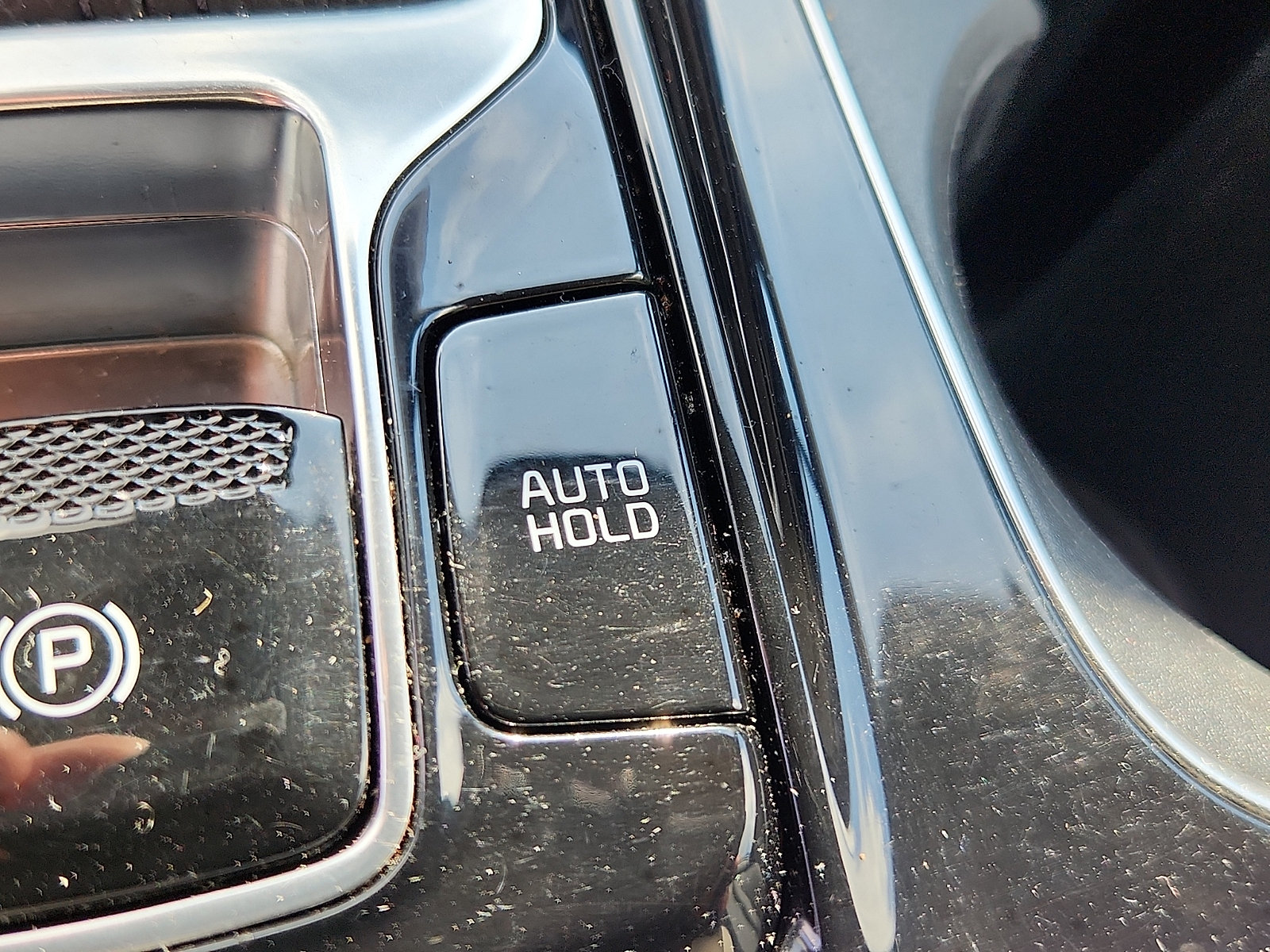 Certified 2024 Kia Carnival EX FWD image 25