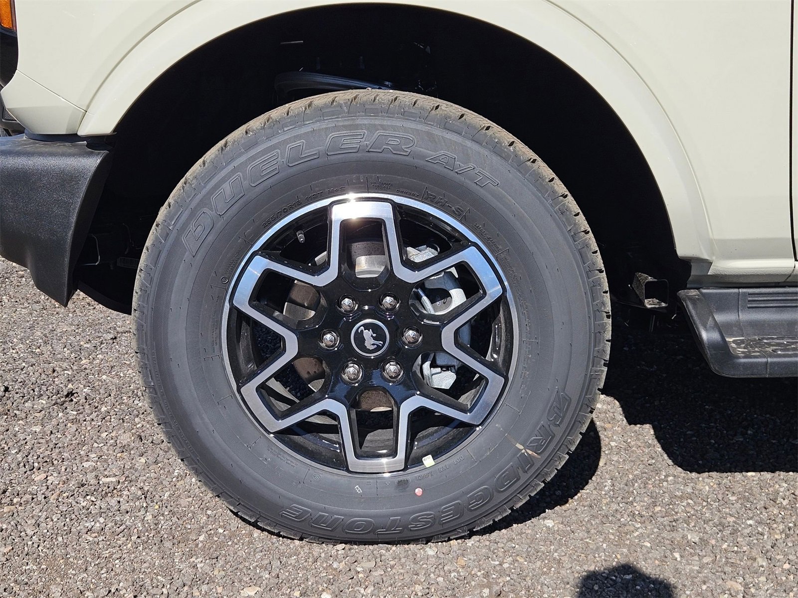 New 2025 Ford Bronco Outer Banks image 10