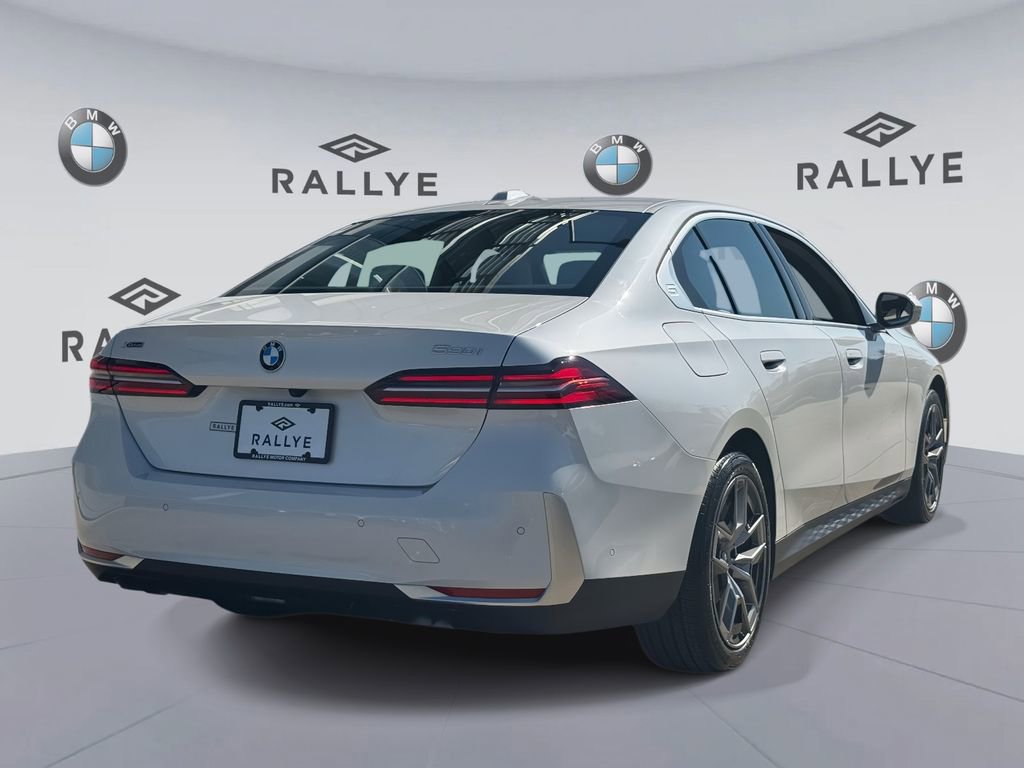 Certified 2026 BMW 530i xDrive w/ Premium Package AWD/4WD image 6