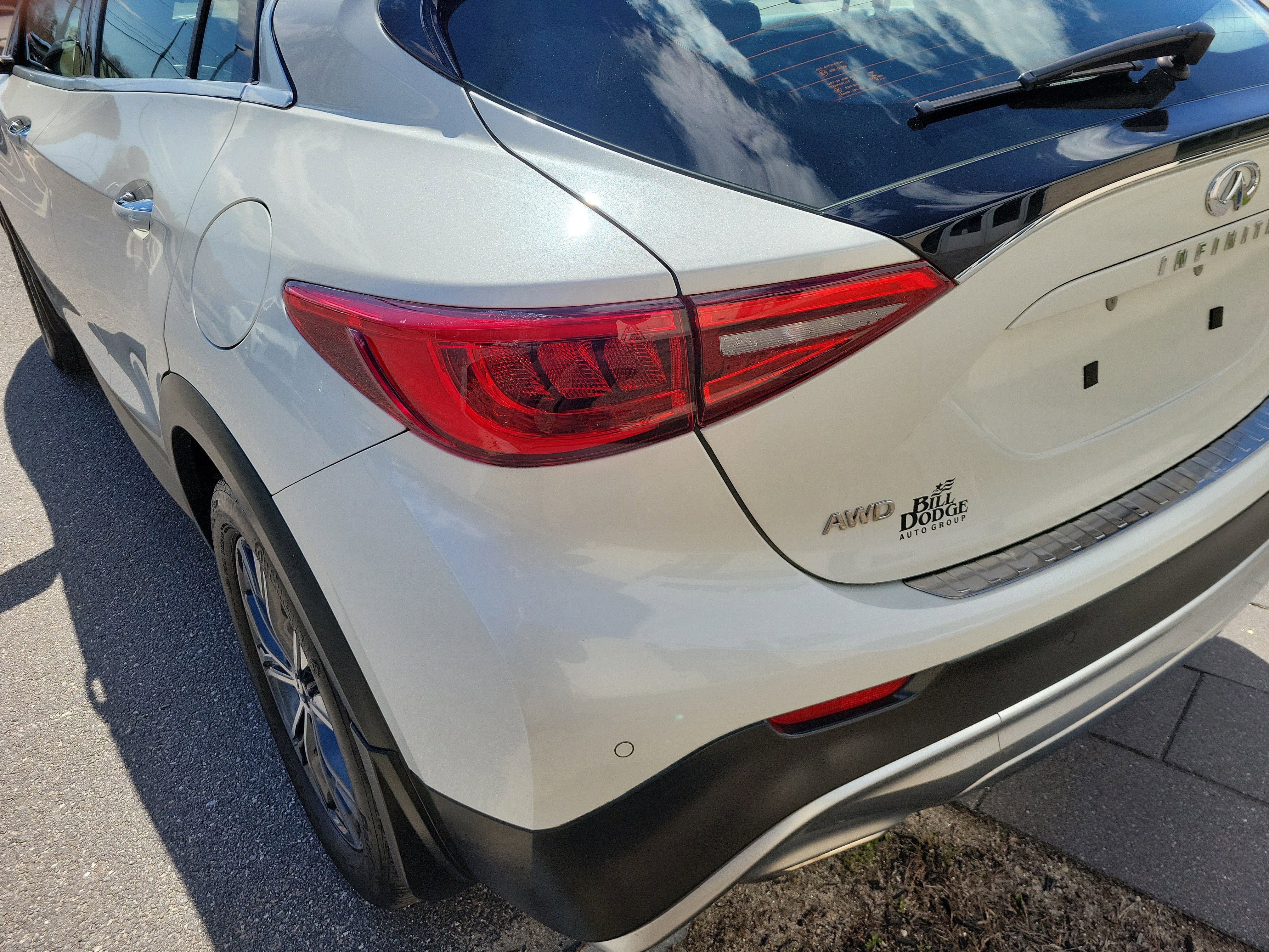 Used 2019 INFINITI QX30 Premium w/ Navigation Package image 15