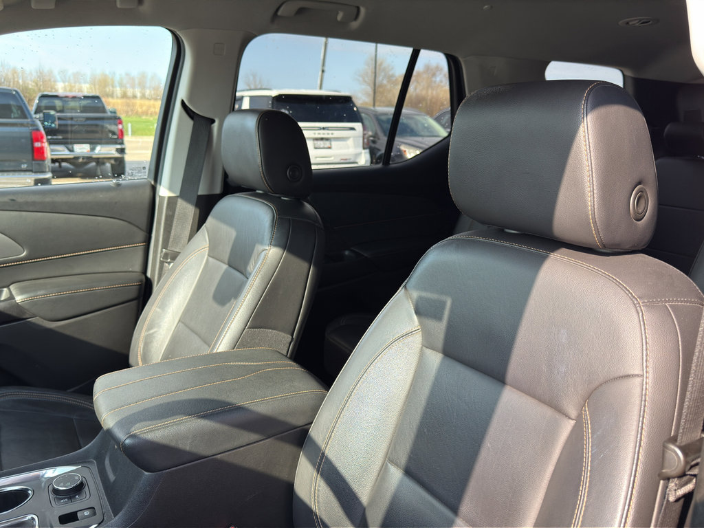 Used 2021 Chevrolet Traverse RS image 10